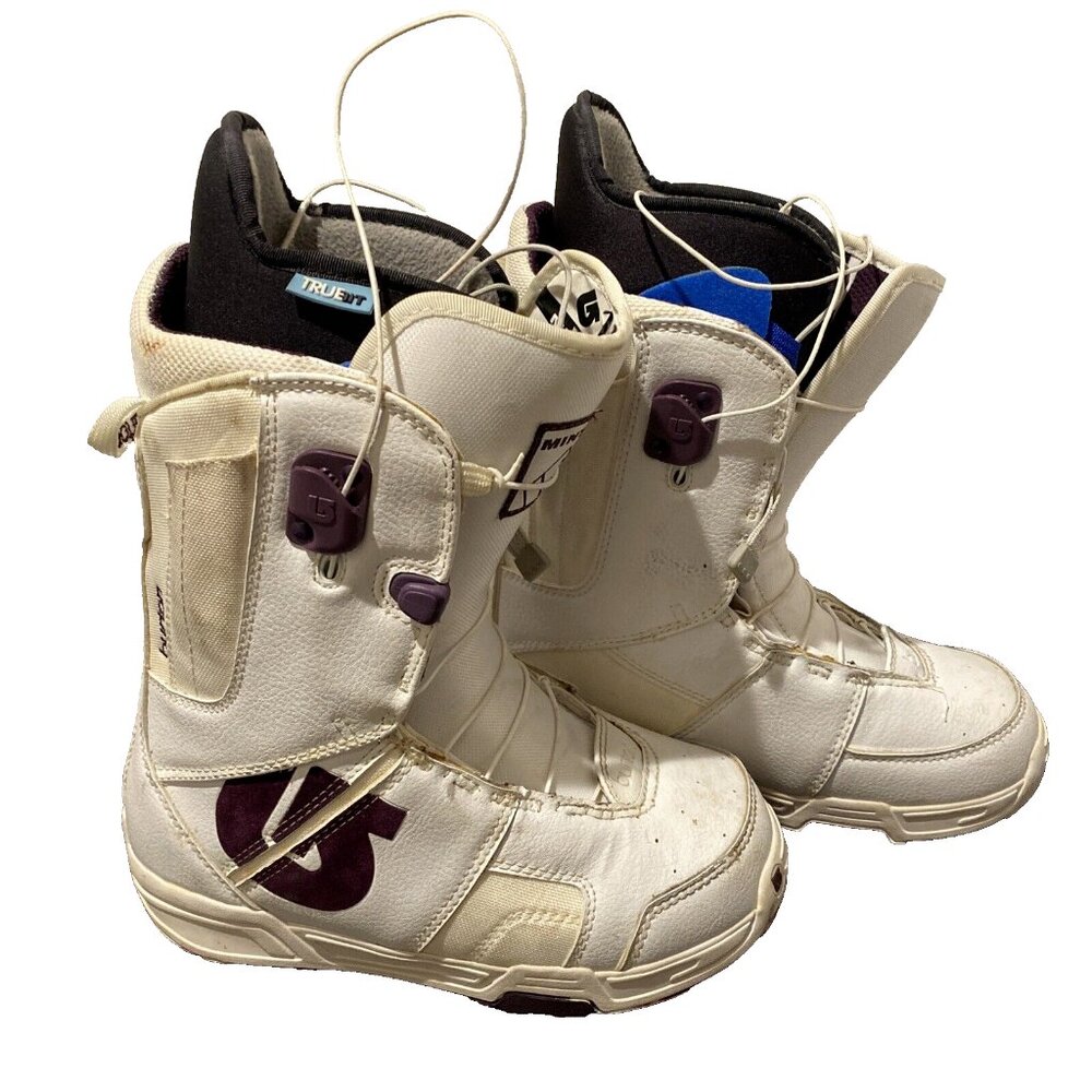 Womens Burton MINT TRUFIT White Snowboard Boots Size US 5